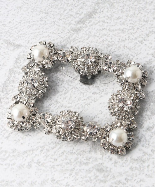 ESPERANZA(エスペランサ)の「シューズクリップ《ミニフラワー》(シューズアクセサリー・レディース・シルバー・99)」の1枚目の写真
