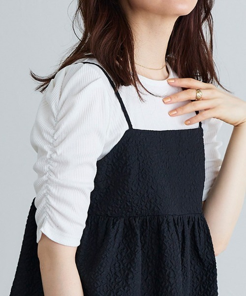 Pierrot（ピエロ）の「ランダムテレコギャザースリーブTシャツ（Tシャツ/カットソー・レディース・ブラック/ダークブラウン/オフホワイト・M/L）」の17枚目の写真