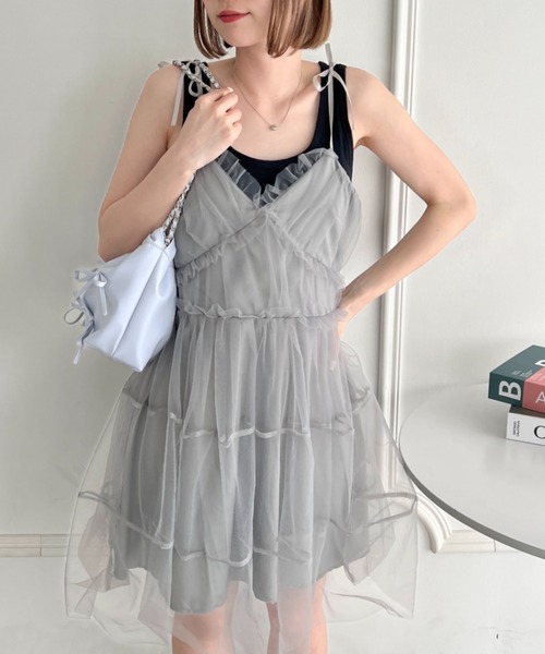 Loueme(ルエム)の「チュールティアードミニキャミワンピース(ワンピース・レディース・ブラック/アイボリー/グレー・FREE)」の11枚目の写真