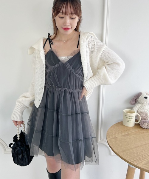 Loueme(ルエム)の「チュールティアードミニキャミワンピース(ワンピース・レディース・ブラック/アイボリー/グレー・FREE)」の5枚目の写真