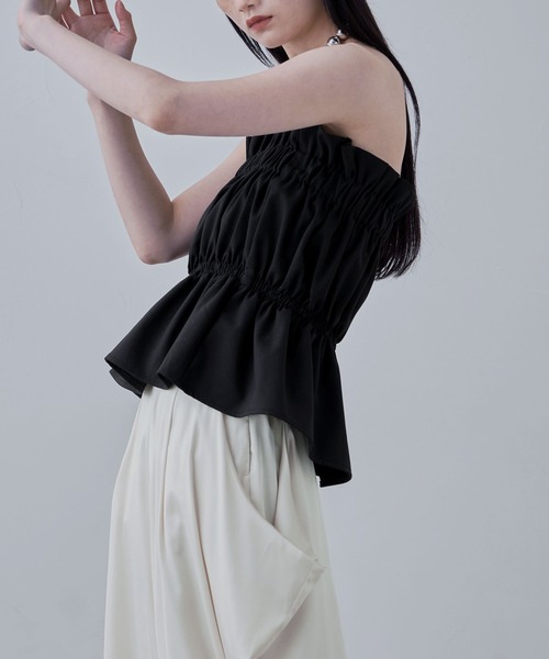 etoll.（エトル）の「リネンタッチギャザーベアトップ（チューブトップ・レディース・ブラック/ベージュ/グレー/ネイビー・M）」の6枚目の写真