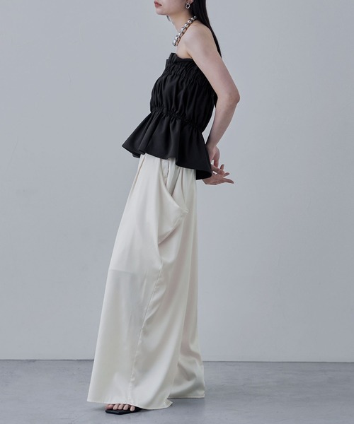 etoll.（エトル）の「リネンタッチギャザーベアトップ（チューブトップ・レディース・ブラック/ベージュ/グレー/ネイビー・M）」の11枚目の写真