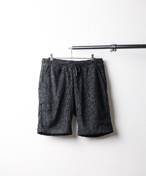 Bling Leads（ブリングリーズ）の「★Bling leads★ レオパード柄ショートパンツ（その他パンツ・レディース・ブルー/ブラック/ホワイト・LARGE/MEDIUM）」の3枚目の写真