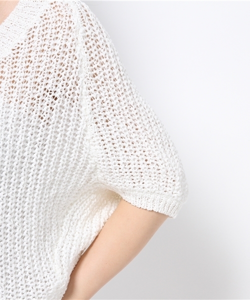 OUTLET（アウトレット）の「【DaTuRa】ショートモモンガVニット半袖（ニット/セーター・レディース・サックスブルー/ホワイト・FREE）」の7枚目の写真