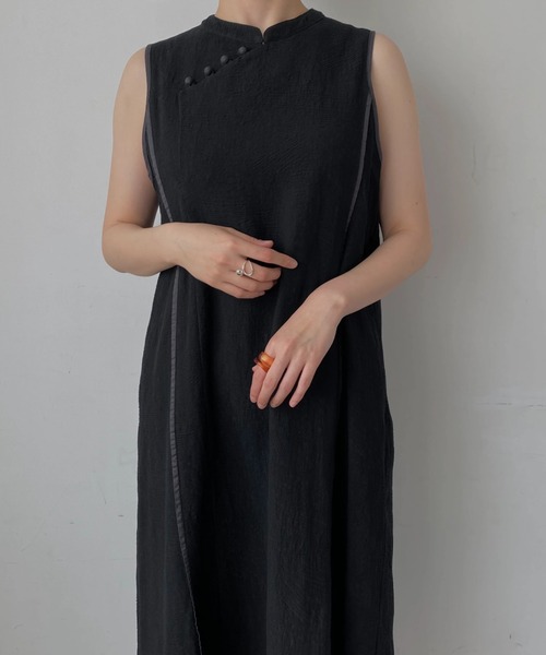 ウィルフリーチャコールワンピース　新品、未使用 タグ付き petite high neck no sleeve hem button OP（ワンピース）｜WILLFULLY