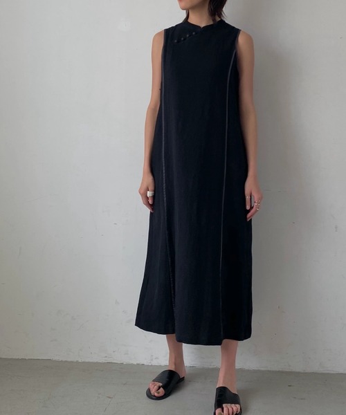 ウィルフリーチャコールワンピース　新品、未使用 タグ付き petite high neck no sleeve hem button OP（ワンピース）｜WILLFULLY