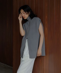 ハイネックニットベスト