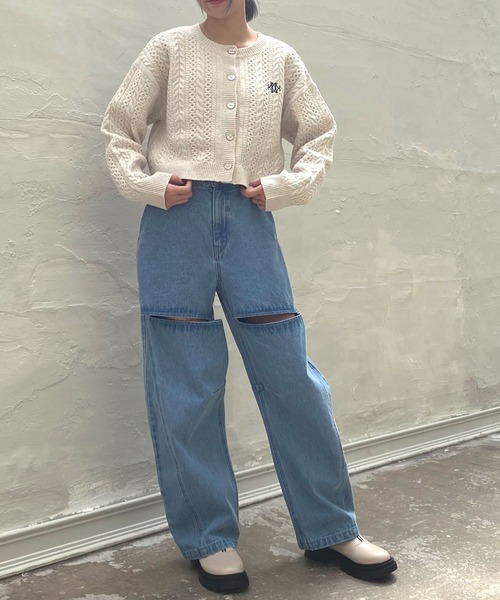 179/WG(イチナナキュウダブルジー)の「ロゴ刺繍入りケーブルニットショートカーディガン(カーディガン/ボレロ・レディース・グレー/オフホワイト/グリーン・FREE)」の18枚目の写真