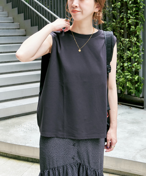 B.C STOCK(ベーセーストック)の「《追加》ノースリーブ フレアTシャツ(Tシャツ/カットソー・レディース・ベージュ/カーキ/ホワイト/ブラック・FREE)」の3枚目の写真
