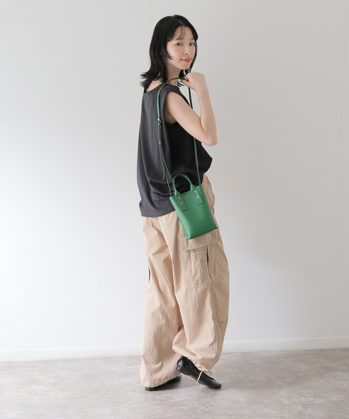 B.C STOCK(ベーセーストック)の「《追加》ノースリーブ フレアTシャツ(Tシャツ/カットソー・レディース・ベージュ/カーキ/ホワイト/ブラック・FREE)」の6枚目の写真