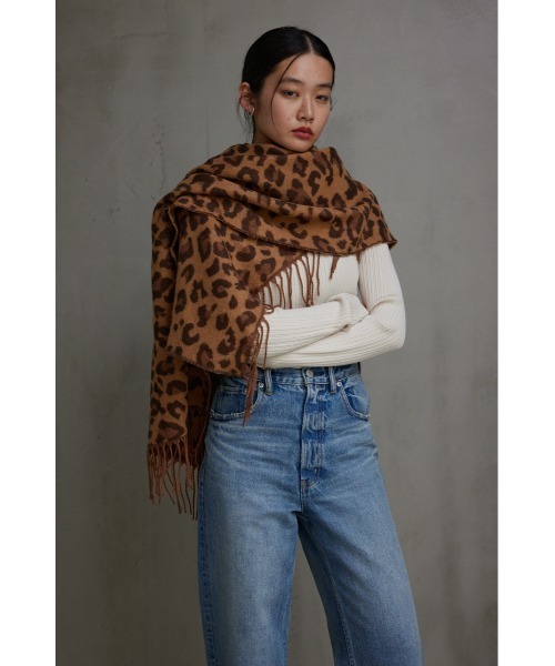 AZUL by moussy（アズールバイマウジー）の「ビッグレオパードストール