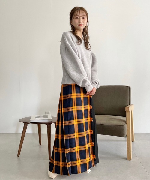 LOWRYS FARM(ローリーズファーム)の「ラメボリュームプルオーバーLS 973820(ニット/セーター・レディース・ピンク/ブラック/グレー・FREE)」の17枚目の写真