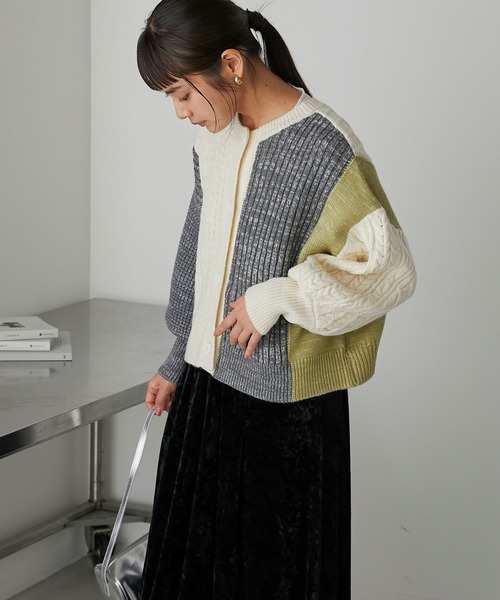 forksy.（フォルクシー）の「【forksy.】ケーブル編みパッチワークニットカーディガン（カーディガン/ボレロ・レディース・アイボリー/グレー/ベージュ・FREE）」の14枚目の写真