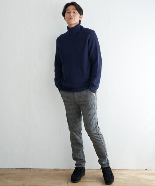 ikka（イッカ）の「【洗濯機で洗える】ウォッシャブルラムウールタートルニット（ニット/セーター・メンズ・ライトグレー/ネイビー・S/M/L/XL）」の7枚目の写真