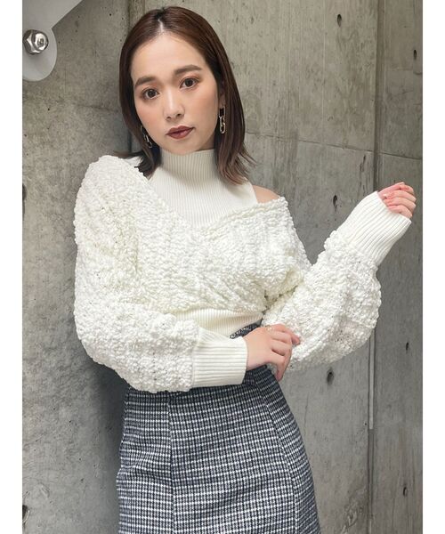 MURUA（ムルーア）の「ショルダーオープンカシュクールニット（ニット/セーター・レディース・ブラック/ワイン/ホワイト・FREE）」の7枚目の写真