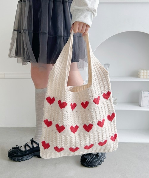 Loueme(ルエム)の「ハートクロシェトートバッグ(トートバッグ・レディース・ベージュ/アイボリー/ブルー・FREE)」の7枚目の写真