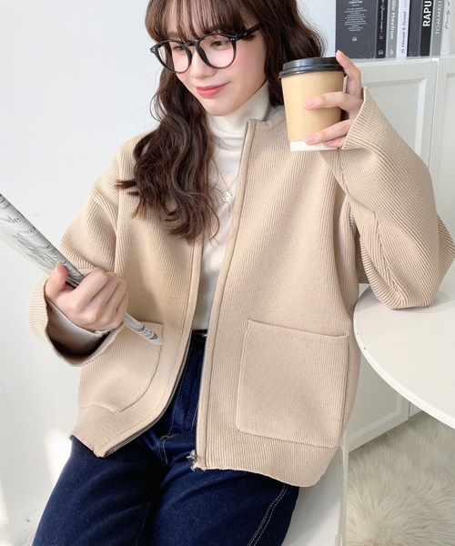 moment+(モーメントプラス)の「Wファスナージップアップニットブルゾン(ノーカラージャケット・レディース・ベージュ/ピンク系その他/ブラック系その他/アイボリー/ピンク/ネイビー/ブラック/ブルー系その他/サックスブルー・M)」の5枚目の写真