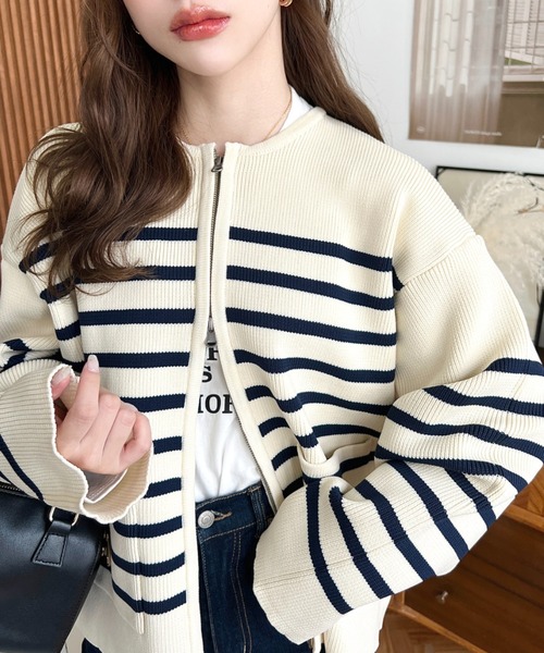 moment+(モーメントプラス)の「Wファスナージップアップニットブルゾン(ノーカラージャケット・レディース・ベージュ/ピンク系その他/ブラック系その他/アイボリー/ピンク/ネイビー/ブラック/ブルー系その他/サックスブルー・M)」の14枚目の写真