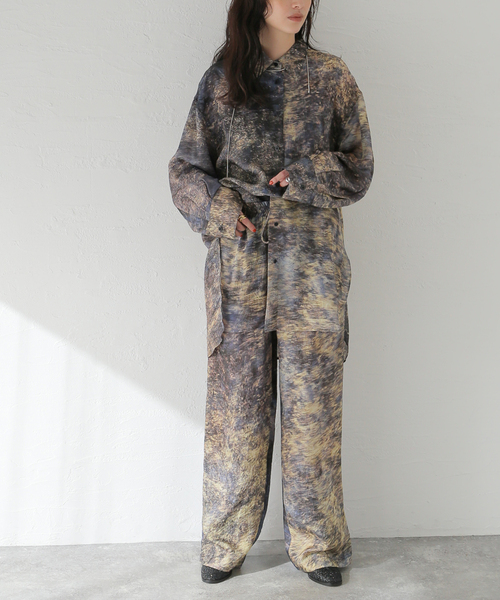 SAYAKADAVIS(サヤカディヴィス)の「【SAYAKADAVIS/サヤカデイヴィス】Crushed Cupro PT wide sleeve:シャツ(シャツ/ブラウス・レディース・ネイビー・MEDIUM)」の20枚目の写真