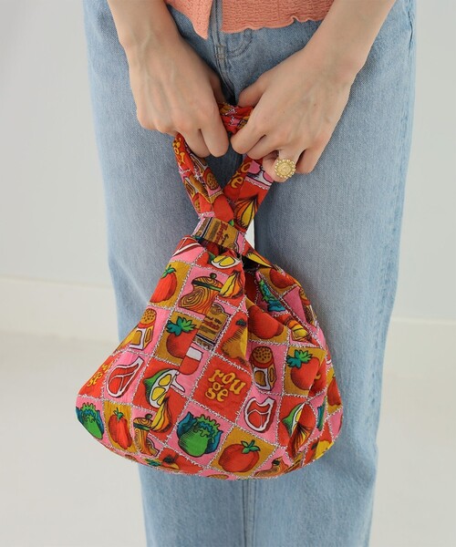 Ray BEAMS(レイビームス)の「HEY!Mrs ROSE / Metallic Bushy バッグ(トートバッグ・レディース・レッド/ブラック・ONE SIZE)」の4枚目の写真