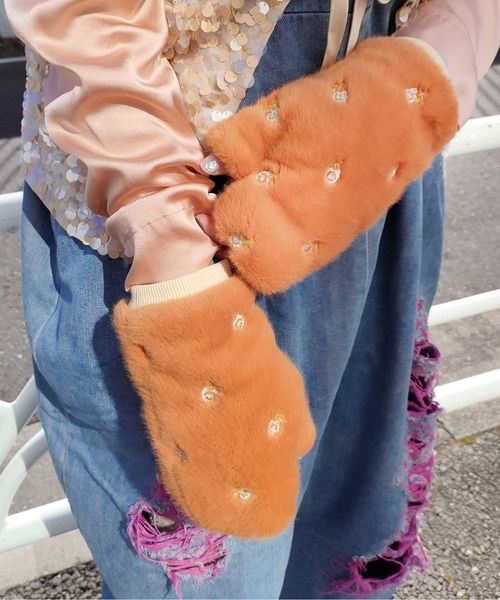 Casselini(キャセリーニ)の「Casselini(キャセリーニ)フラワー刺繍アームウォーマー(手袋・レディース・ブルー/オレンジ/オフホワイト・FREE)」の12枚目の写真