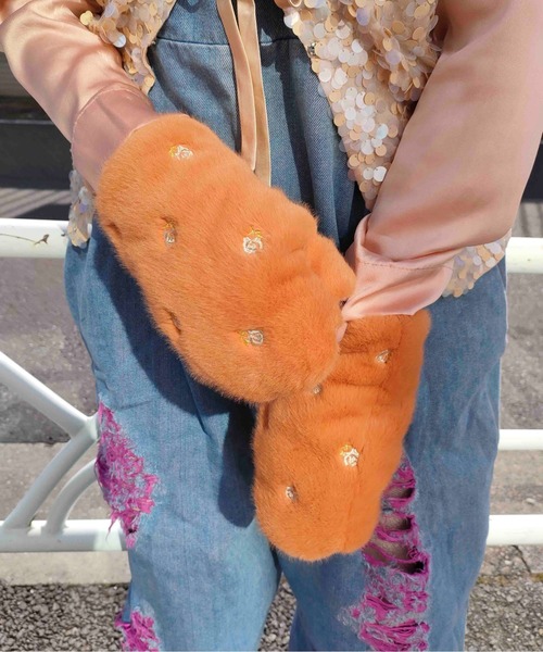 Casselini(キャセリーニ)の「Casselini(キャセリーニ)フラワー刺繍アームウォーマー(手袋・レディース・ブルー/オレンジ/オフホワイト・FREE)」の14枚目の写真