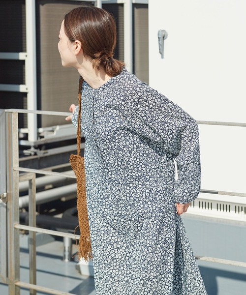 PAR ICI（パーリッシィ）の「ナチュラルトリプルワッシャー/小花柄 切り替えワンピース（ワンピース・レディース・ホワイト/その他・FREE）」の5枚目の写真