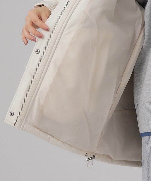 Cutie Blonde（キューティーブロンド）の「◆中綿スタンドカラー オーバーサイズコート【SHOO WARM】（その他アウター・レディース・ブラック/アイボリー・00）」の17枚目の写真