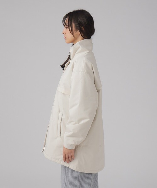 Cutie Blonde（キューティーブロンド）の「◆中綿スタンドカラー オーバーサイズコート【SHOO WARM】（その他アウター・レディース・ブラック/アイボリー・00）」の19枚目の写真
