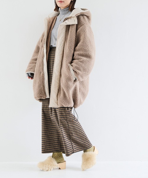 Crisp（クリスプ）の「オーバーボアフードコート（その他アウター・レディース・グレイッシュベージュ・FREE）」の3枚目の写真