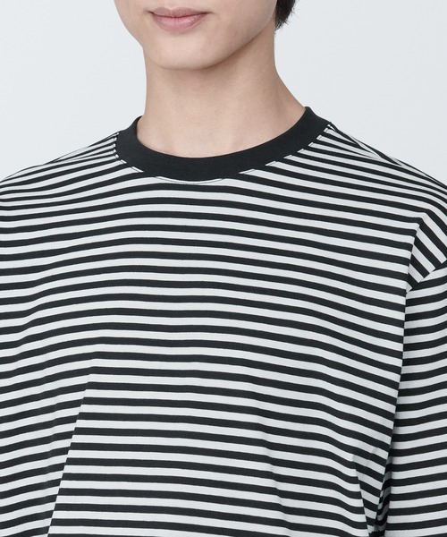無印良品（ムジルシリョウヒン）の「紳士　天竺編みクルーネック長袖Ｔシャツ（ボーダー）（Tシャツ/カットソー・メンズ・ブラック系/ピンク系/ブルー系2/グレー系その他/イエロー系9/スモーキーグリーン系1・S/XL/M/L）」の10枚目の写真