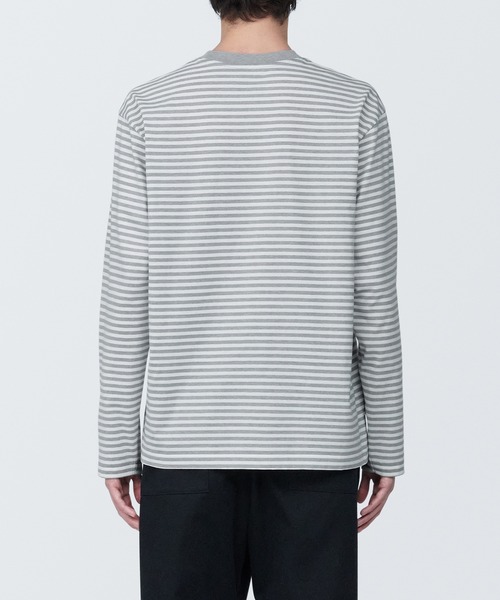 無印良品（ムジルシリョウヒン）の「紳士　天竺編みクルーネック長袖Ｔシャツ（ボーダー）（Tシャツ/カットソー・メンズ・ブラック系/ピンク系/ブルー系2/グレー系その他/イエロー系9/スモーキーグリーン系1・S/XL/M/L）」の15枚目の写真