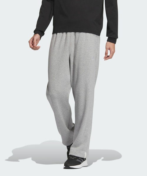 adidas（アディダス）の「エッセンシャルズ プラス レギュラーフィット