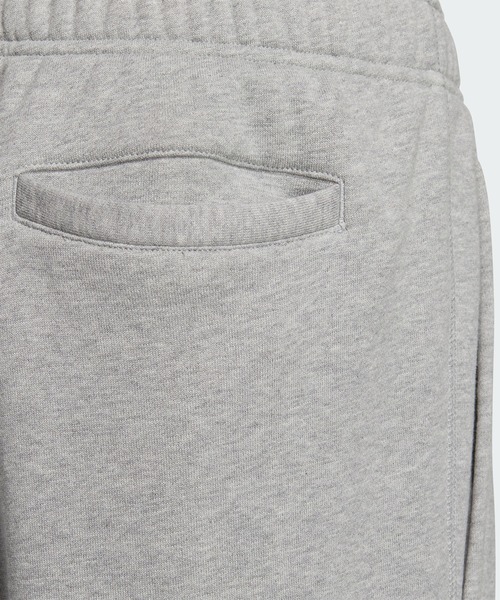 adidas(アディダス)の「エッセンシャルズ プラス レギュラーフィット スモールロゴ フレンチテリー オープンヘムパンツ(その他パンツ・メンズ・ブルー/グレー/ブラック・XX-LARGE/3XL/LARGE/MEDIUM/SMALL/X-LARGE/X-SMALL)」の11枚目の写真