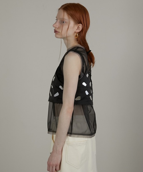 PRANK PROJECT(プランクプロジェクト)の「ミラーエンブリッシュレイヤードトップ / Mirror Embellished Layered Top(ベスト・レディース・ピンク/ブラック・FREE)」の3枚目の写真