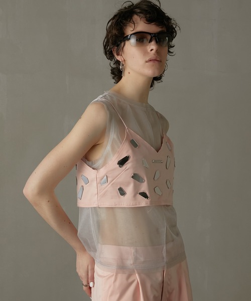 PRANK PROJECT(プランクプロジェクト)の「ミラーエンブリッシュレイヤードトップ / Mirror Embellished Layered Top(ベスト・レディース・ピンク/ブラック・FREE)」の12枚目の写真