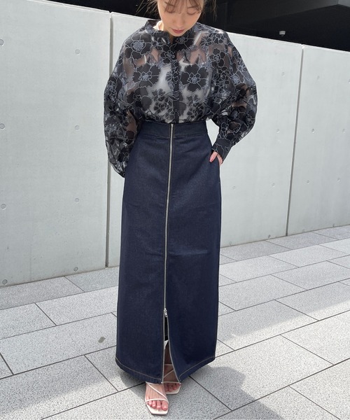 Meli rich(メリーリッチ)の「フラワージャガードシアーバンドカラーシャツ(シャツ/ブラウス・レディース・オフホワイト/ブラック/アイボリー・FREE)」の16枚目の写真