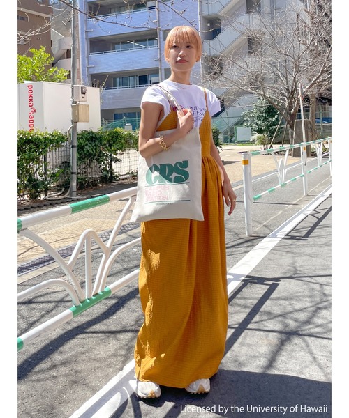 NutmegMills（ナツメグミルズ）の「NUTMEG×HAWAII大学別注 ロゴノースリトップス（Tシャツ/カットソー・レディース・グリーン/ライトグレー/オフホワイト・FREE）」の8枚目の写真