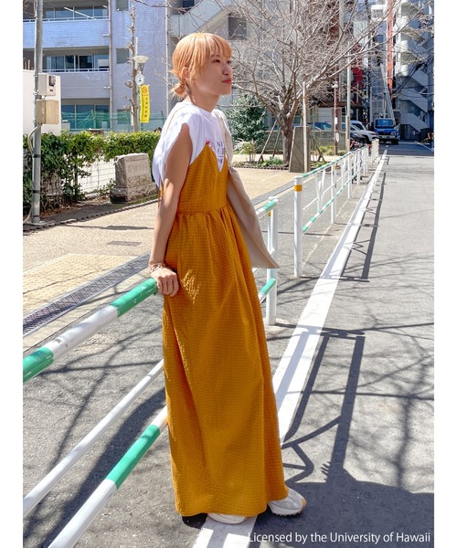 NutmegMills（ナツメグミルズ）の「NUTMEG×HAWAII大学別注 ロゴノースリトップス（Tシャツ/カットソー・レディース・グリーン/ライトグレー/オフホワイト・FREE）」の9枚目の写真