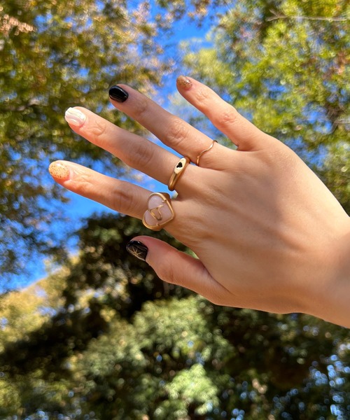 ANU(アヌ)の「petite heart ring - ペティットハートリング(リング・レディース・ゴールド/シルバー・9号/11号)」の19枚目の写真