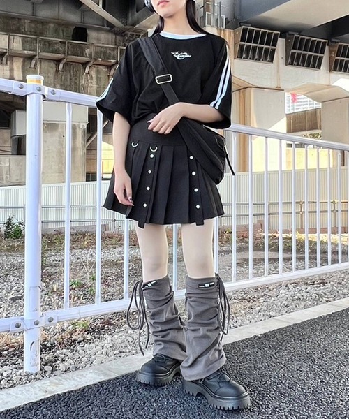 Figments（フィグメンツ）の「サイドラインワンポイントビッグTシャツ（Tシャツ/カットソー・レディース・ブラック・FREE）」の6枚目の写真