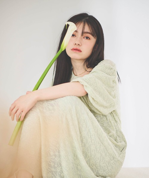 mil（ミル）の「【150㎝前後の小柄さんサイズ】小花柄総レースワンピース【インナーキャミワンピ付き】（ワンピース・レディース・ブラック/ライトグリーン/モカ・XS/XXS/S）」の17枚目の写真