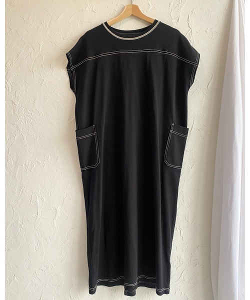 She's Closet(シーズクローゼット)の「配色ステッチポケット半袖フレンチスリーブロング丈Tシャツワンピース(ワンピース・レディース・ブラック/グレイッシュベージュ・FREE)」の20枚目の写真