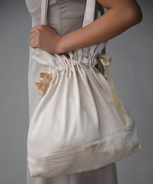 EIMY ISTOIRE（エイミーイストワール）の「eimy glitterリボントートバッグ（トートバッグ・レディース・ピンク/ホワイト/ライトベージュ/サックスブルー/ブラック・FREE）」の4枚目の写真