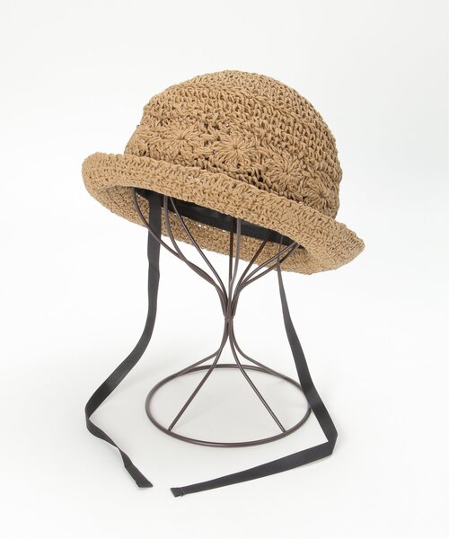 LBC(エルビーシー)の「こま編みフラワーバケットハット(ハット・レディース・キャメル/グレー・FREE)」の3枚目の写真