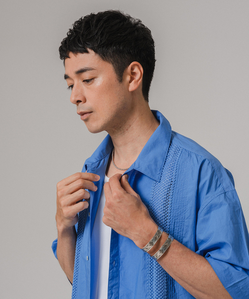 EDIFICE（エディフィス）の「india made ポプリン ピンタック シャツ（シャツ/ブラウス・メンズ・ブラック/ホワイト/サックスブルー・MEDIUM/LARGE）」の16枚目の写真