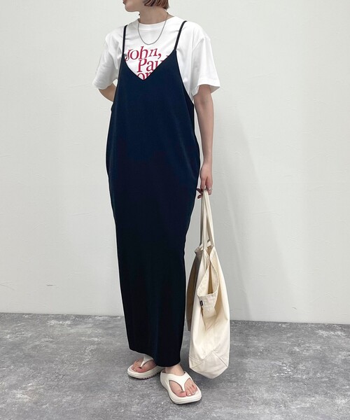 fredy emue(フレディエミュ)の「カットジョーゼットキャミワンピース(ワンピース・レディース・ブラック/チャコールグレー/ブラウン・38)」の2枚目の写真