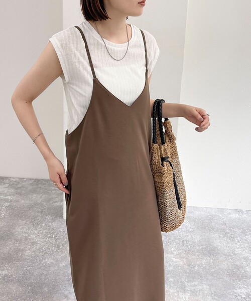 fredy emue(フレディエミュ)の「カットジョーゼットキャミワンピース(ワンピース・レディース・ブラック/チャコールグレー/ブラウン・38)」の8枚目の写真