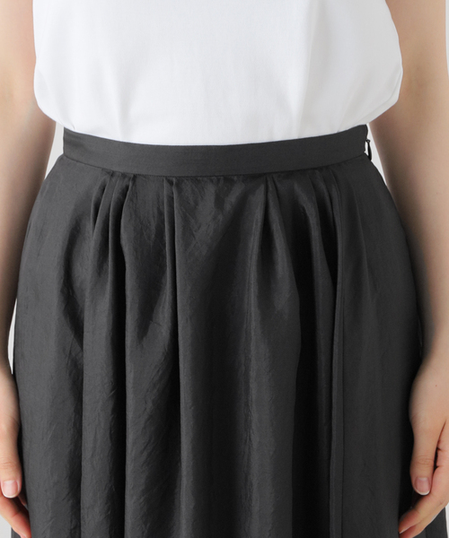 Noble（ノーブル）の「《追加》シルキータフタマキシスカート（スカート・レディース・ブラック・36/38）」の20枚目の写真