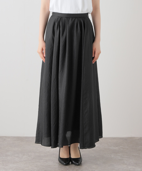 Noble（ノーブル）の「《追加》シルキータフタマキシスカート（スカート・レディース・ブラック・36/38）」の4枚目の写真